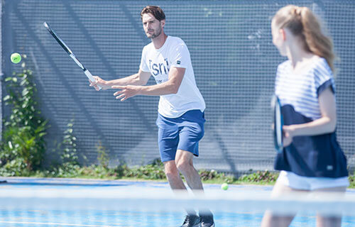 Marine resort tennis court where you can easily play with friends