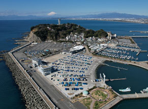 Enoshima Yacht Harbor