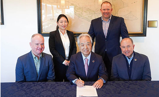 写真：全米女子オープン開催 調印式