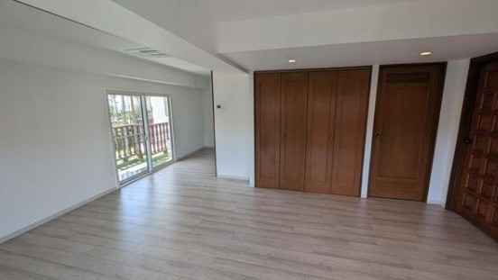 写真:４号棟室内