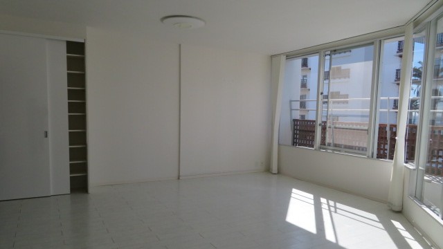 写真:８号棟室内