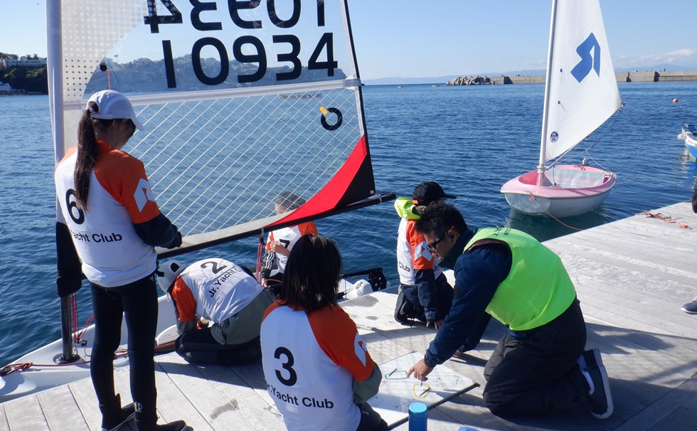 ジュニアヨットクラブイメージ